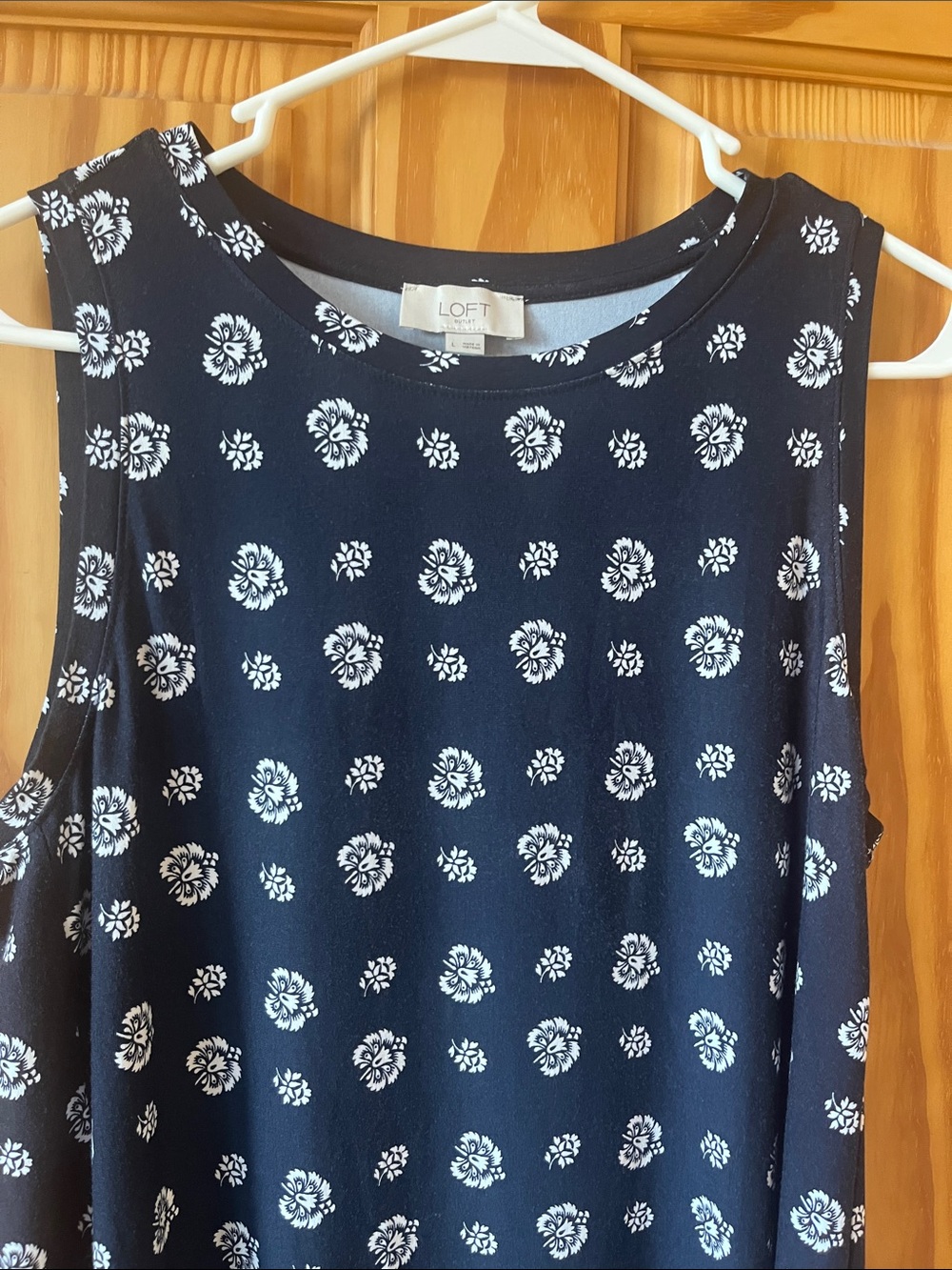 LOFT Navy Floral Sleeveless Shift Dress - Size Large - Picture 4 of 8